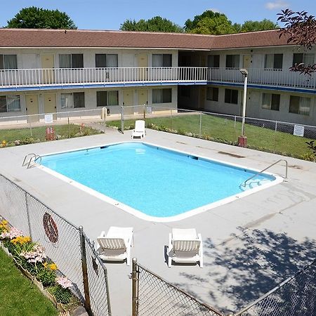 Capitol Inn & Suites Pierre Dış mekan fotoğraf