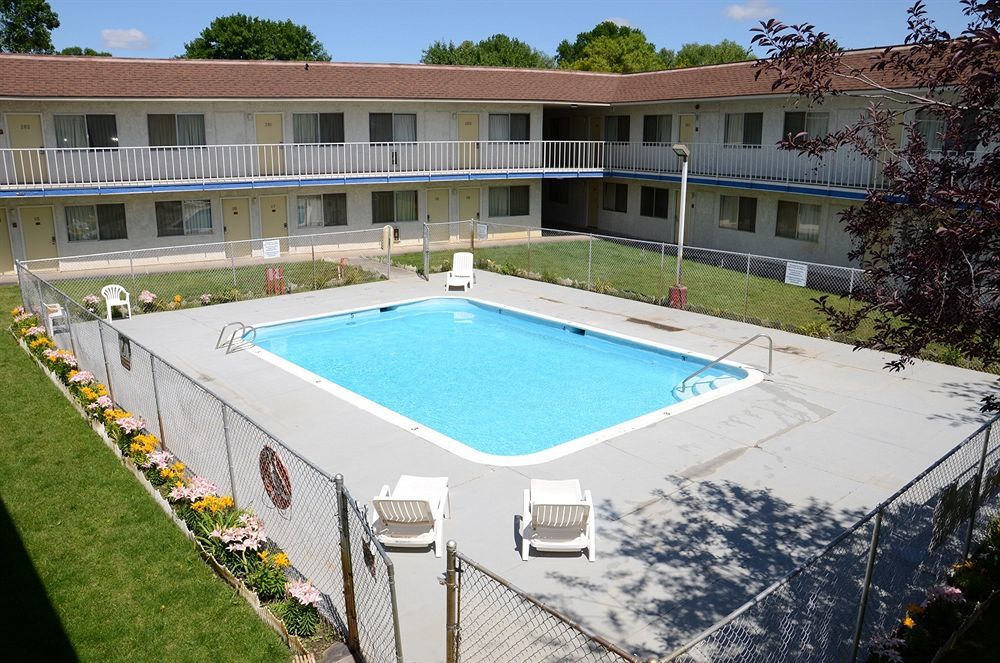 Capitol Inn & Suites Pierre Dış mekan fotoğraf